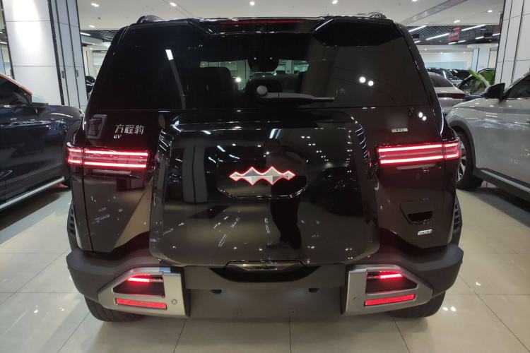 Used Formula Leopard Titanium 3 2025 501 km All-Wheel Drive Intelligent Driving Max Edition Rear