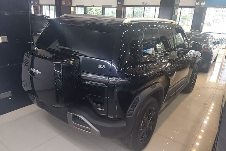 Used Formula Leopard Titanium 3 2025 501 km Range Rear-Wheel Drive Intelligent Driving Max Edition Rear Right 45 Deg
