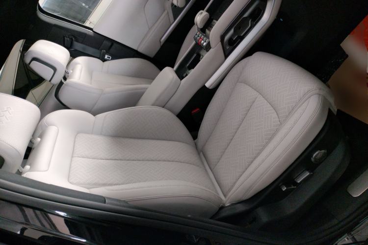 Used Formula Leopard Titanium 3 2025 501 km Four-Wheel Drive Drone Edition Right Front Seat