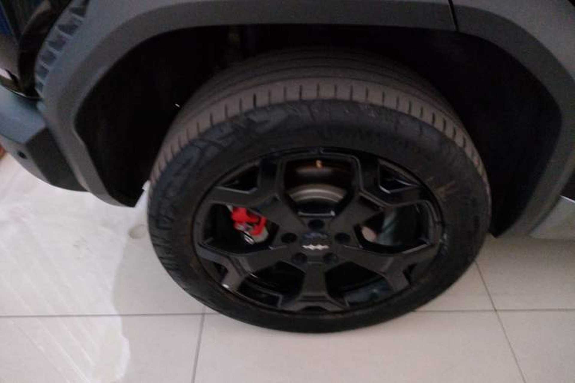 Used Formula Leopard Titanium 3 2025 501 km Four-Wheel Drive Drone Edition Right Rear Wheel Hub