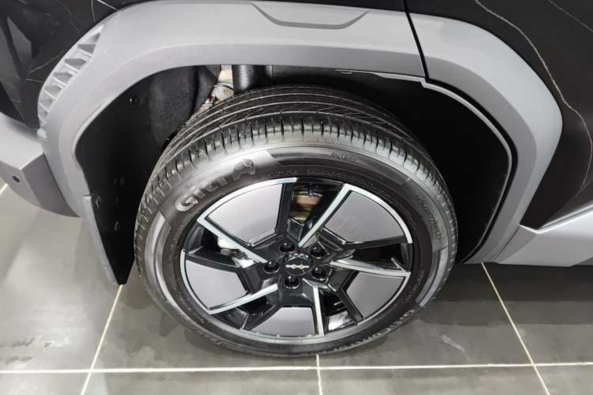 Used Formula Leopard Titanium 3 2025 501 km All-Wheel Drive Intelligent Driving Max Edition Right Rear Wheel Hub