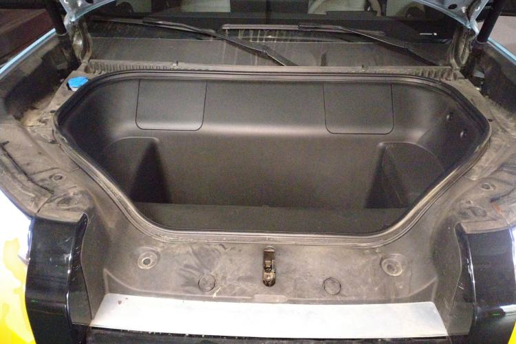 Used Formula Leopard Titanium 3 2025 501KM All-Wheel Drive Intelligent Driving Ultra Version Engine Bay