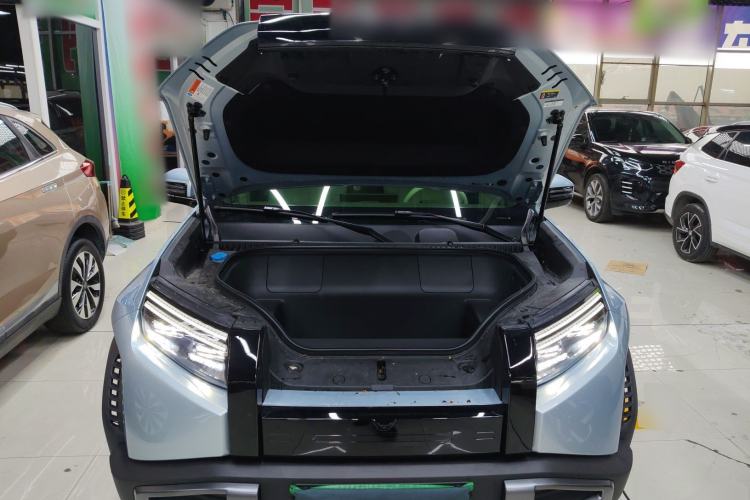 Used Formula Leopard Titanium 3 2025 501 km Range Rear-Wheel Drive Intelligent Driving Pro Version Engine Bay