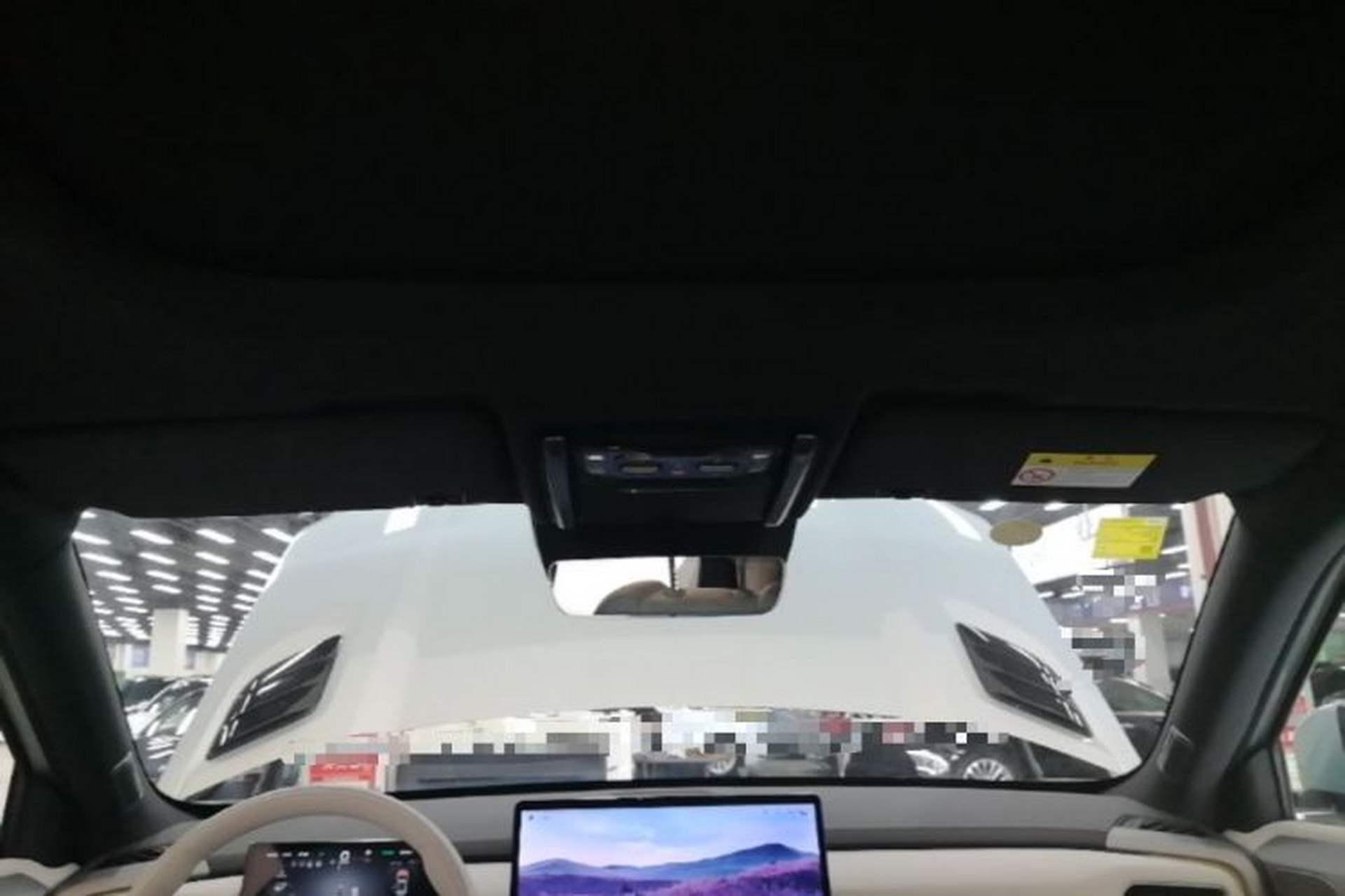 Used Formula Leopard Titanium 3 2025 501KM All-Wheel Drive Intelligent Driving Ultra Version Headliner
