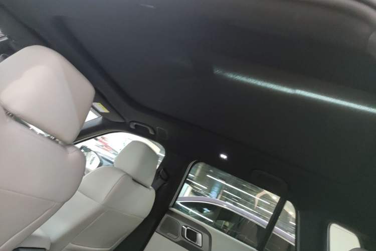 Used Formula Leopard Titanium 3 2025 501KM All-Wheel Drive Intelligent Driving Ultra Version Headliner