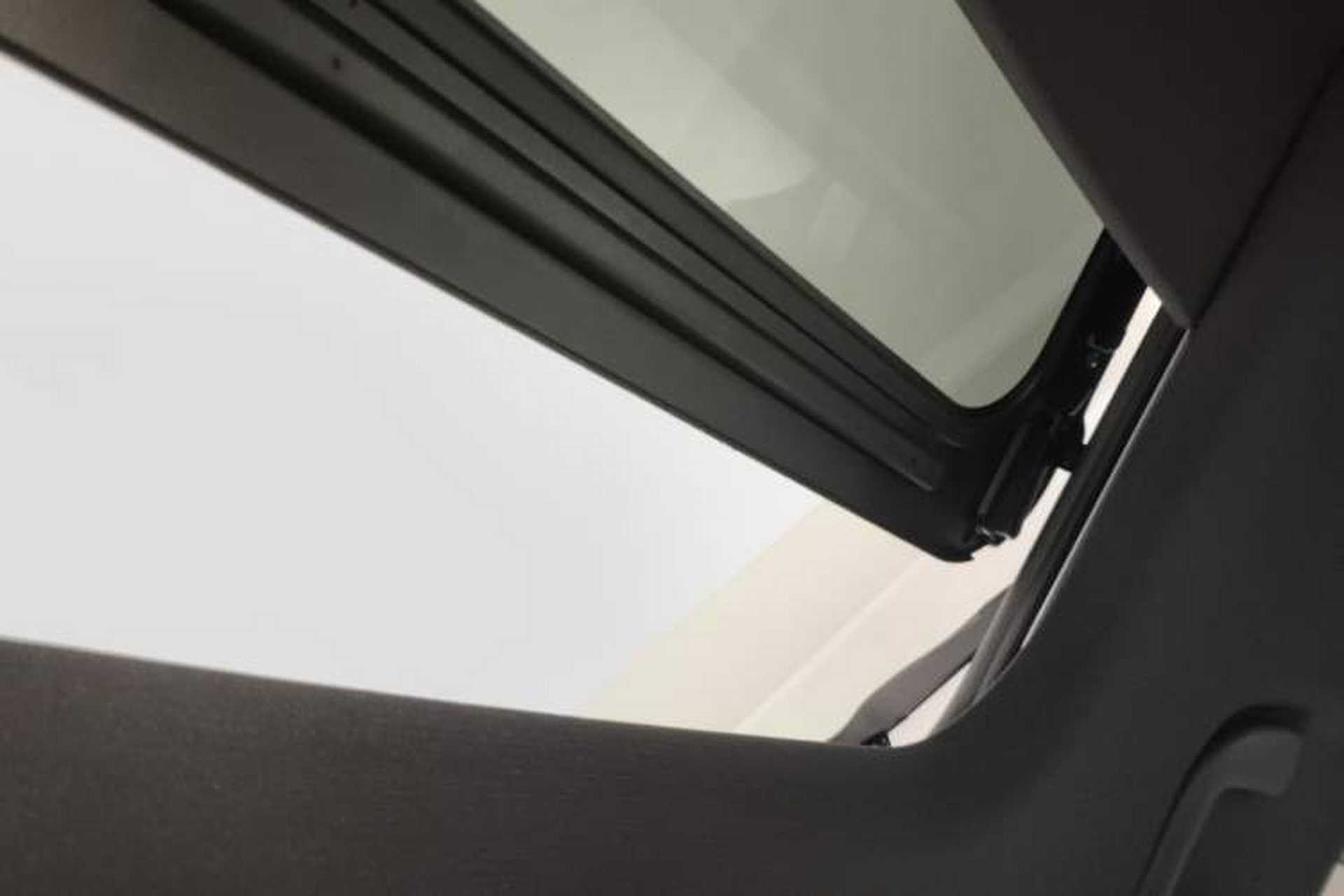 Used Formula Leopard Titanium 3 2025 501 km Range Rear-Wheel Drive Intelligent Driving Pro Version Headliner