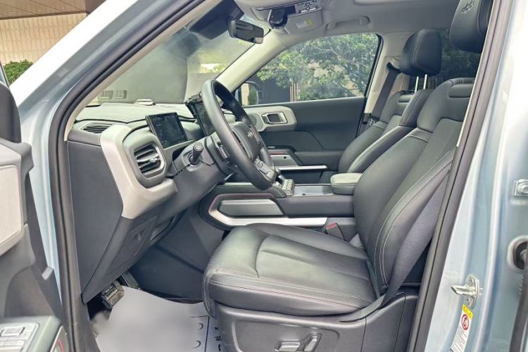 Used Formula Leopard Titanium 3 2025 501 km All-Wheel Drive Intelligent Driving Max Edition Interior 4