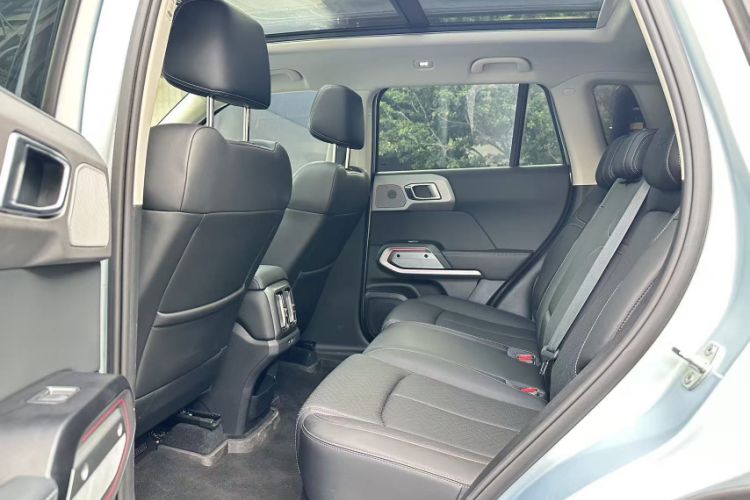 Used Formula Leopard Titanium 3 2025 501 km All-Wheel Drive Intelligent Driving Max Edition Interior 5