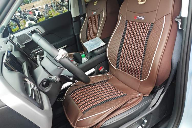 Used Formula Leopard Titanium 3 2025 501KM All-Wheel Drive Intelligent Driving Ultra Version Left Front Seat