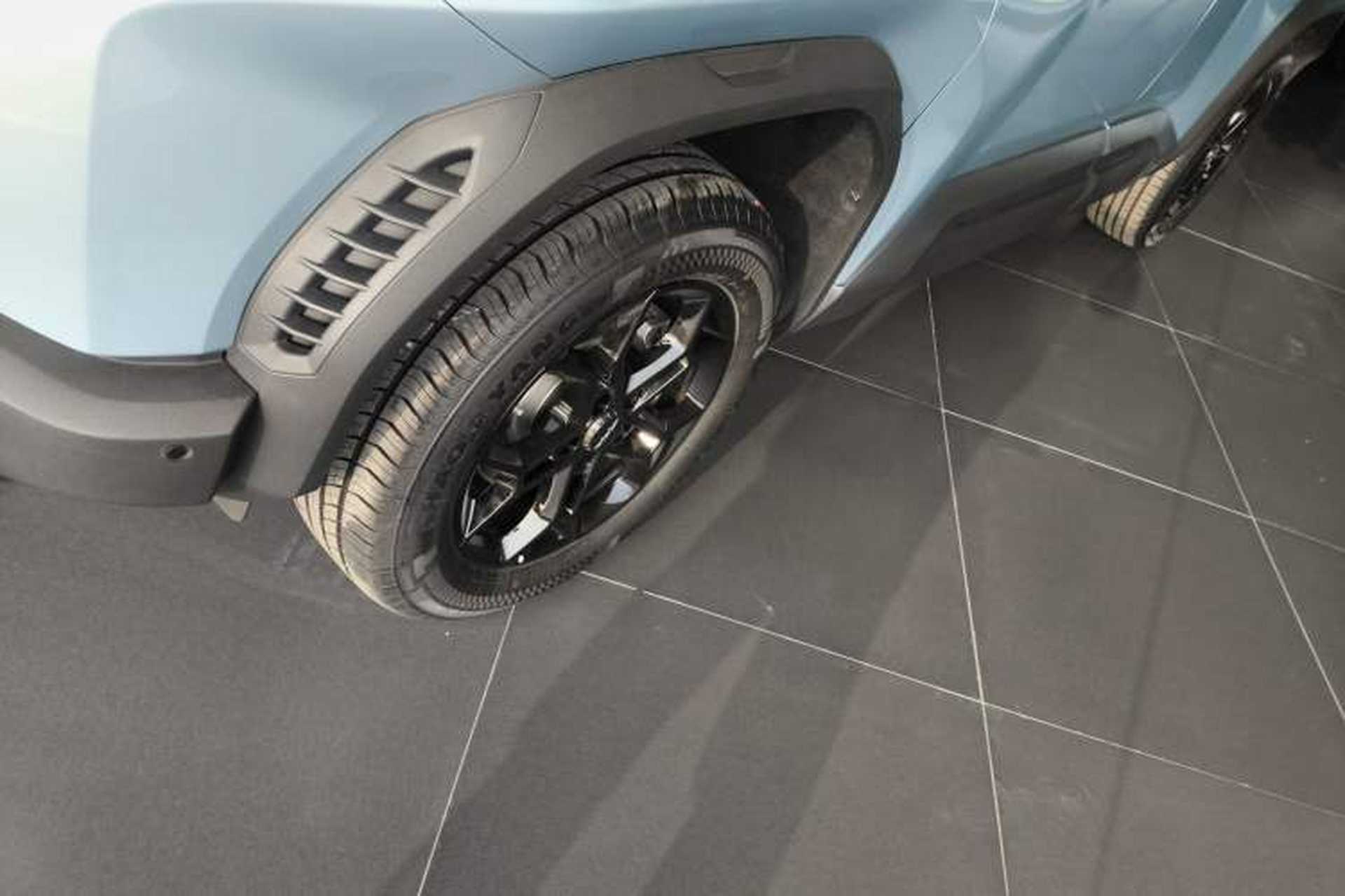 Used Formula Leopard Titanium 3 2025 501 km Range Rear-Wheel Drive Intelligent Driving Pro Version Left Front Wheel Hub
