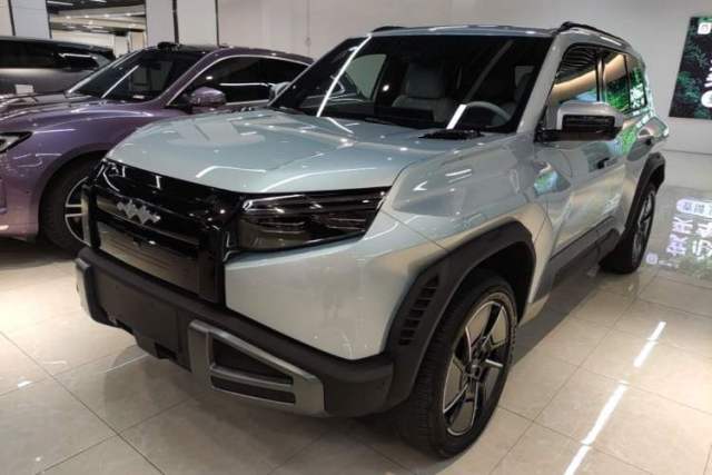 Used Formula Leopard Titanium 3 2025 501KM All-Wheel Drive Intelligent Driving Ultra Version