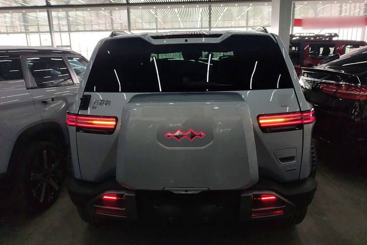 Used Formula Leopard Titanium 3 2025 501 km All-Wheel Drive Intelligent Driving Max Edition Rear