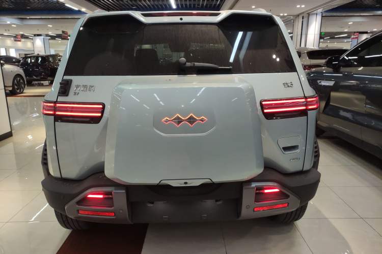 Used Formula Leopard Titanium 3 2025 501 km Range Rear-Wheel Drive Intelligent Driving Max Edition Rear