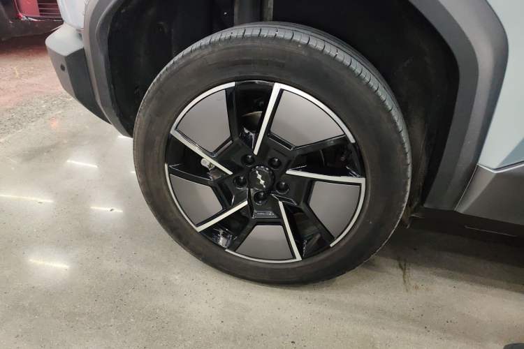 Used Formula Leopard Titanium 3 2025 501 km All-Wheel Drive Intelligent Driving Max Edition Right Rear Wheel Hub