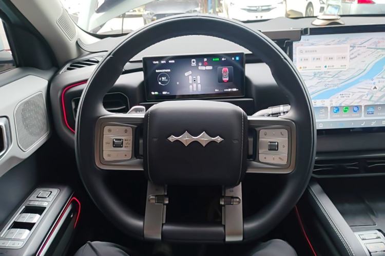 Used Formula Leopard Titanium 3 2025 501 km All-Wheel Drive Intelligent Driving Max Edition Steering Wheel