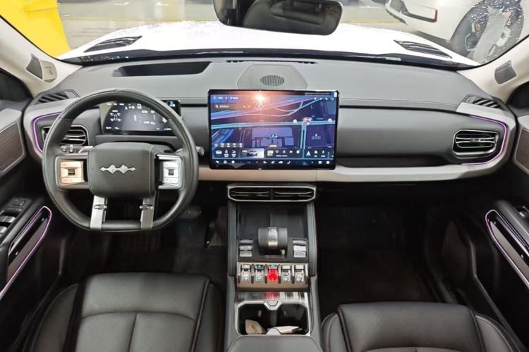 Used Formula Leopard Titanium 3 2025 501 km Four-Wheel Drive Drone Edition Center Console