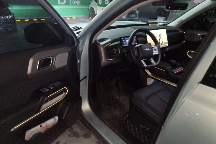Used Formula Leopard Titanium 3 2025 501 km Range Rear-Wheel Drive Intelligent Driving Max Edition Driver Seat