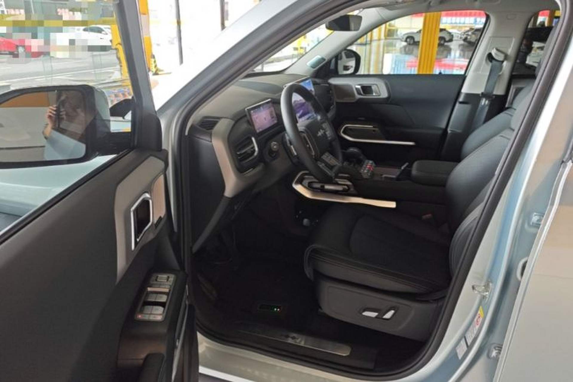 Used Formula Leopard Titanium 3 2025 501KM All-Wheel Drive Intelligent Driving Ultra Version Driver Seat