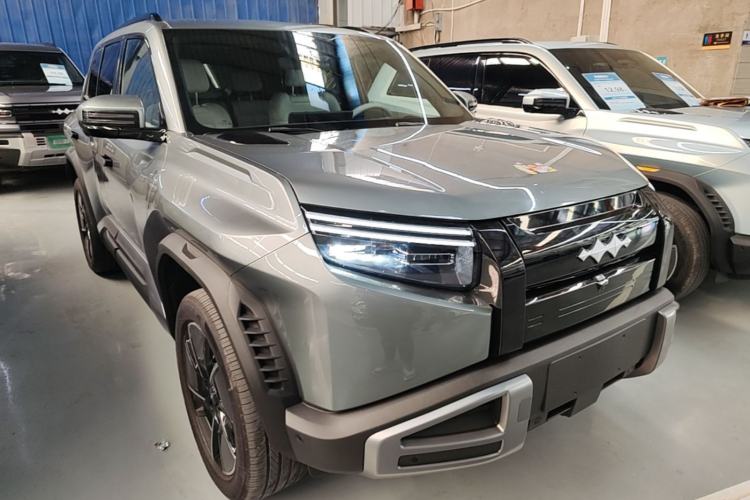 Used Formula Leopard Titanium 3 2025 501 km All-Wheel Drive Intelligent Driving Max Edition Exterior 1
