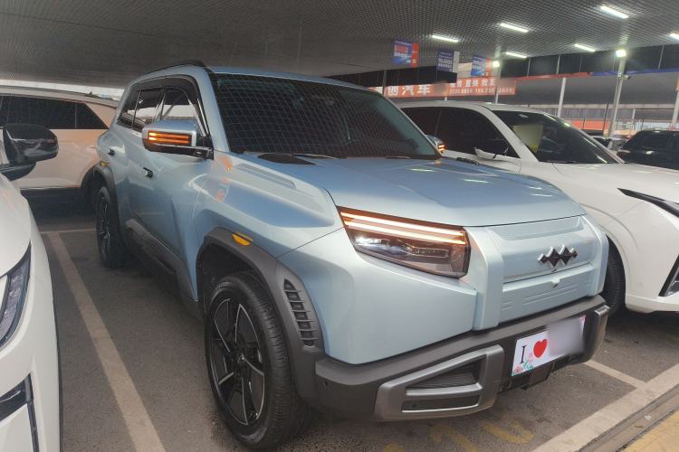 Used Formula Leopard Titanium 3 2025 501KM All-Wheel Drive Intelligent Driving Ultra Version Exterior 1