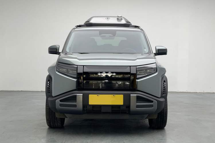 Used Formula Leopard Titanium 3 2025 501 km Four-Wheel Drive Drone Edition Exterior 1