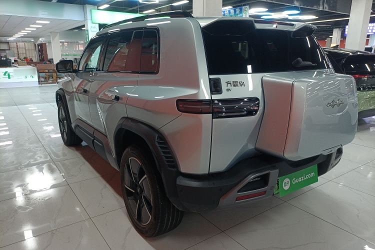 Used Formula Leopard Titanium 3 2025 501KM All-Wheel Drive Intelligent Driving Ultra Version Exterior 2