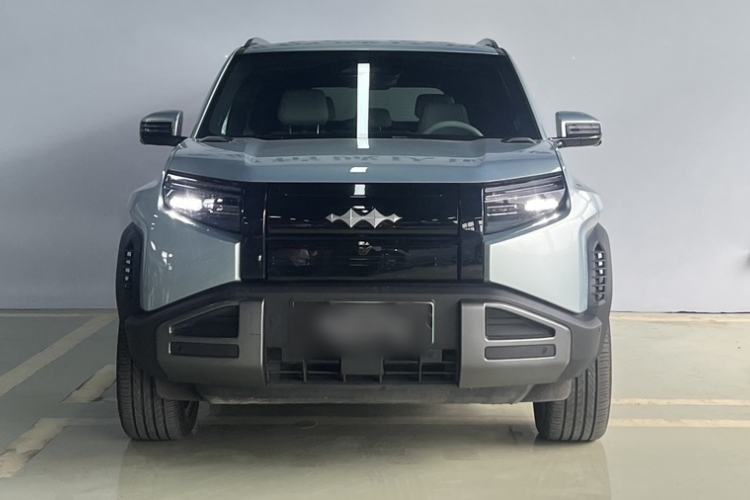 Used Formula Leopard Titanium 3 2025 501KM All-Wheel Drive Intelligent Driving Ultra Version Exterior 4