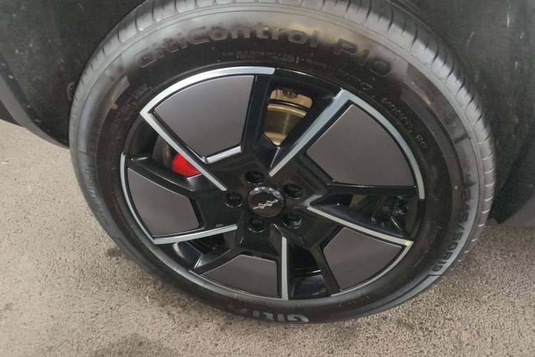 Used Formula Leopard Titanium 3 2025 501KM All-Wheel Drive Intelligent Driving Ultra Version Exterior 5