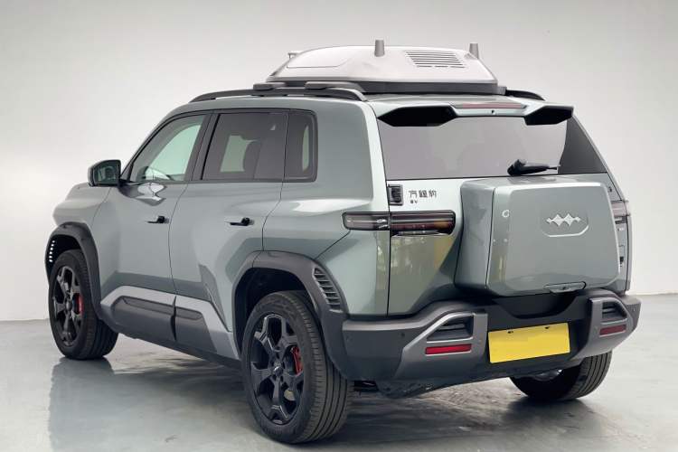 Used Formula Leopard Titanium 3 2025 501 km Four-Wheel Drive Drone Edition Exterior 5