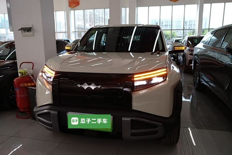 Used Formula Leopard Titanium 3 2025 501 km Range Rear-Wheel Drive Intelligent Driving Pro Version Front