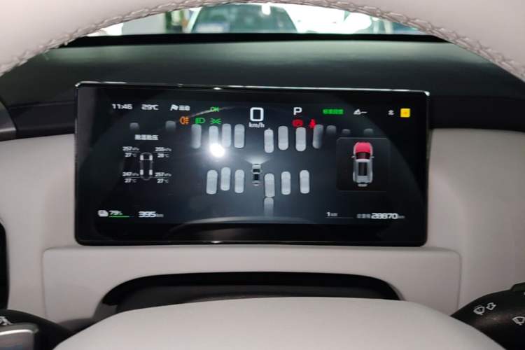 Used Formula Leopard Titanium 3 2025 501 km Range Rear-Wheel Drive Intelligent Driving Max Edition Instrument Cluster