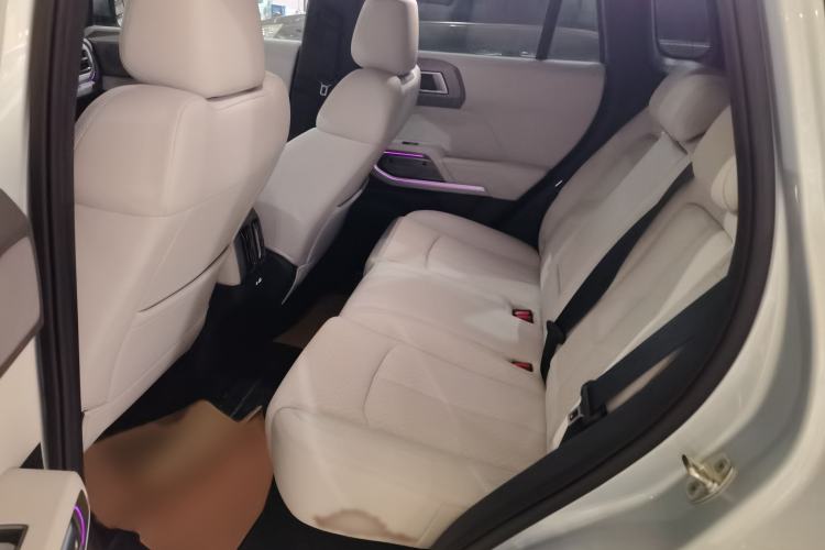 Used Formula Leopard Titanium 3 2025 501 km Range Rear-Wheel Drive Intelligent Driving Max Edition Interior 1