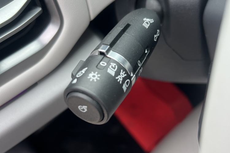 Used Formula Leopard Titanium 3 2025 501KM All-Wheel Drive Intelligent Driving Ultra Version Interior 7