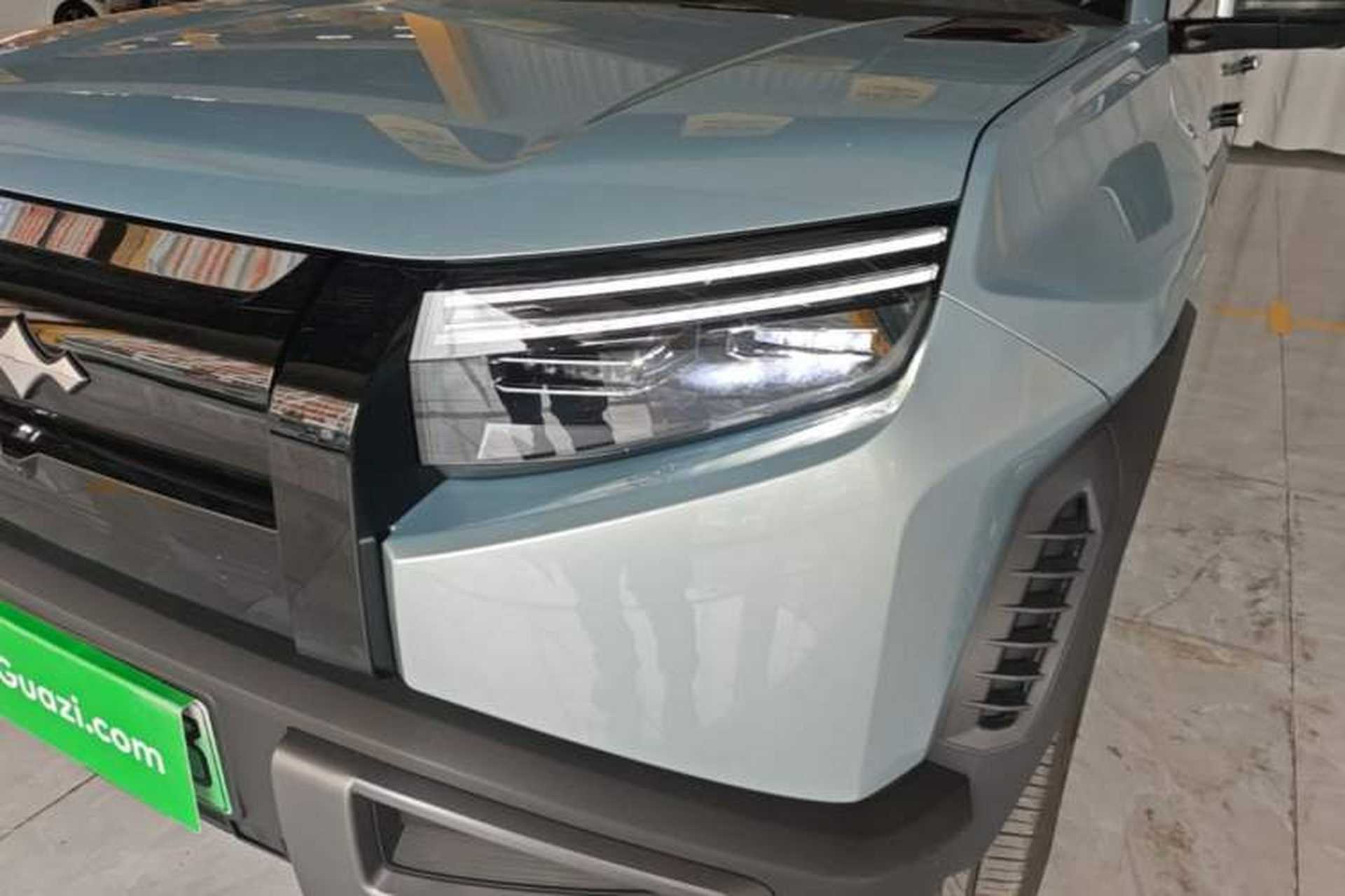 Used Formula Leopard Titanium 3 2025 501KM All-Wheel Drive Intelligent Driving Ultra Version Left Front Headlight