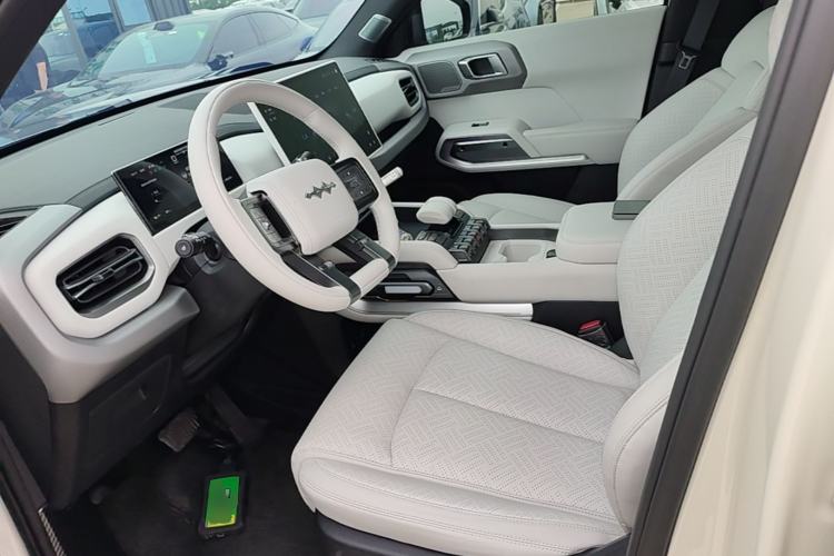 Used Formula Leopard Titanium 3 2025 501 km All-Wheel Drive Intelligent Driving Max Edition Left Front Seat