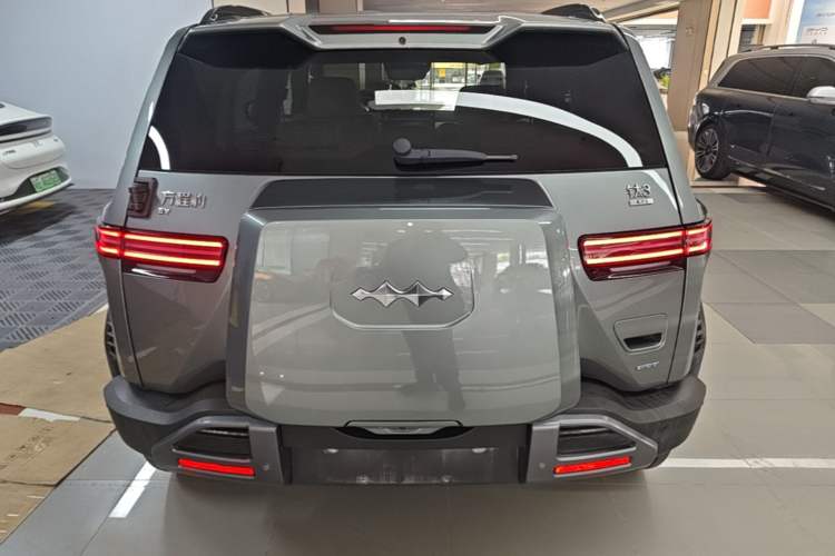 Used Formula Leopard Titanium 3 2025 501KM All-Wheel Drive Intelligent Driving Ultra Version Rear
