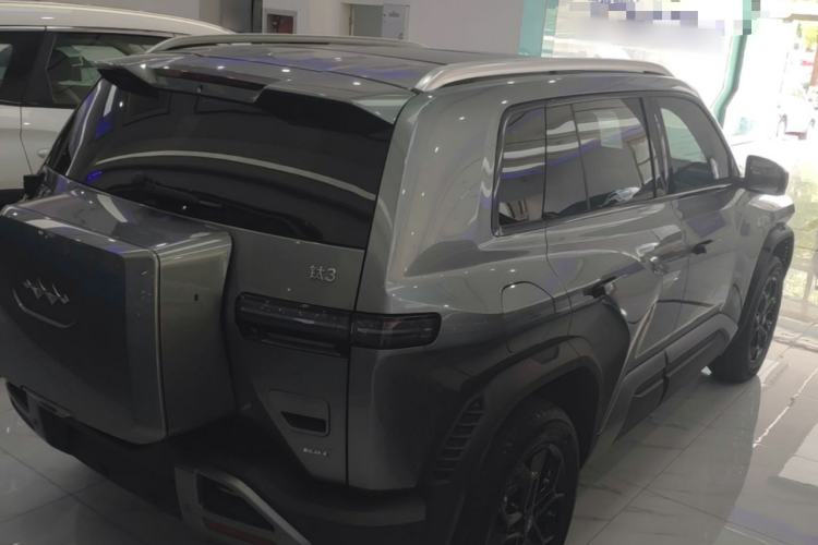 Used Formula Leopard Titanium 3 2025 501 km Range Rear-Wheel Drive Intelligent Driving Max Edition Rear Right 45 Deg