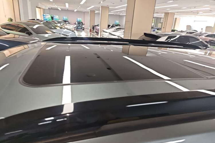 Used Formula Leopard Titanium 3 2025 501KM All-Wheel Drive Intelligent Driving Ultra Version Roof