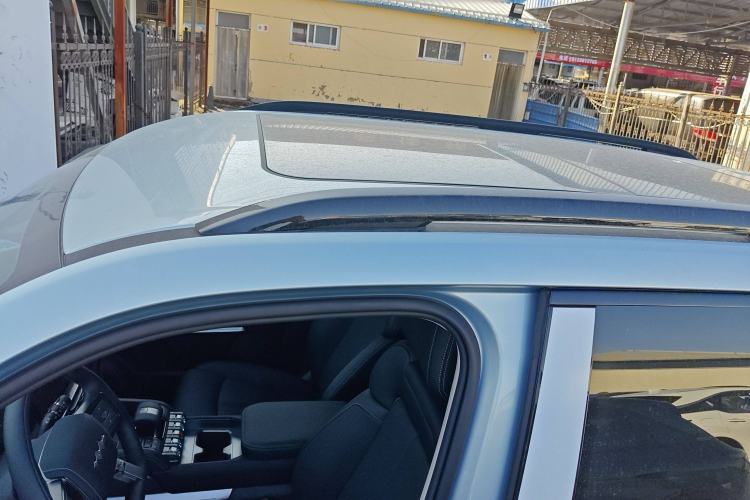 Used Formula Leopard Titanium 3  Roof