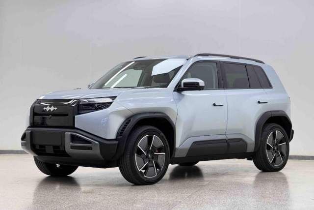 Used Formula Leopard Titanium 3 2025 501KM All-Wheel Drive Intelligent Driving Ultra Version