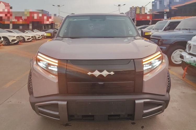 Used Formula Leopard Titanium 3 2025 501 km Range Rear-Wheel Drive Intelligent Driving Max Edition Front