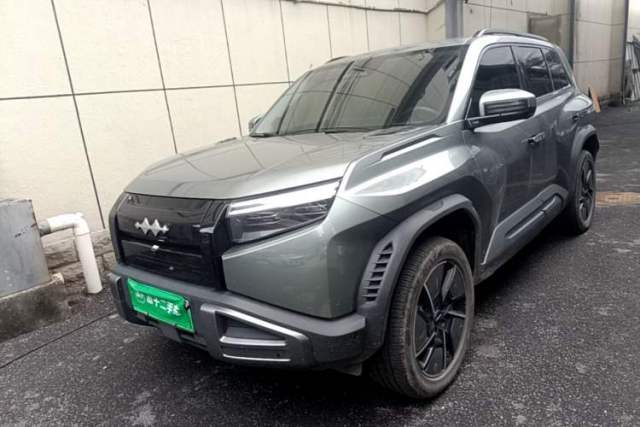 Formula Leopard Titanium 3 2025 501KM All-Wheel Drive Intelligent Driving Ultra Version usado