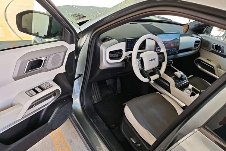 Used Formula Leopard Titanium 3 2025 501 km All-Wheel Drive Intelligent Driving Max Edition Driver Seat