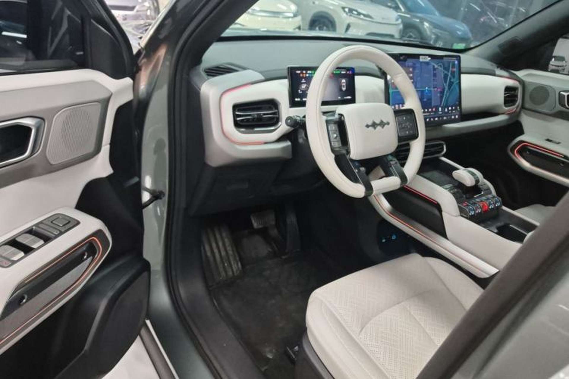 Used Formula Leopard Titanium 3 2025 501 km All-Wheel Drive Intelligent Driving Max Edition Driver Seat