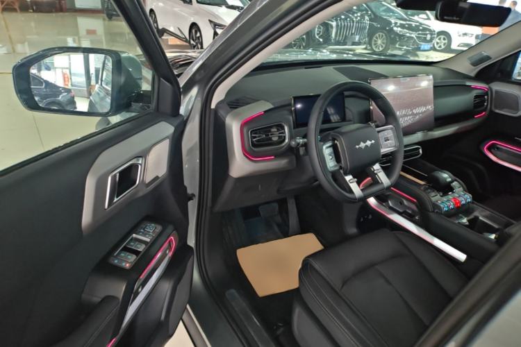 Used Formula Leopard Titanium 3 2025 501KM All-Wheel Drive Intelligent Driving Ultra Version Driver Seat