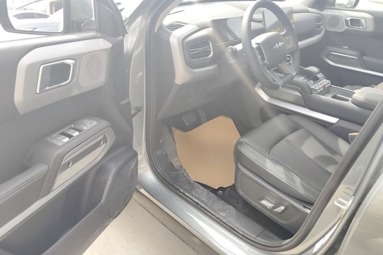 Used Formula Leopard Titanium 3 2025 501 km Range Rear-Wheel Drive Intelligent Driving Pro Version Driver Seat