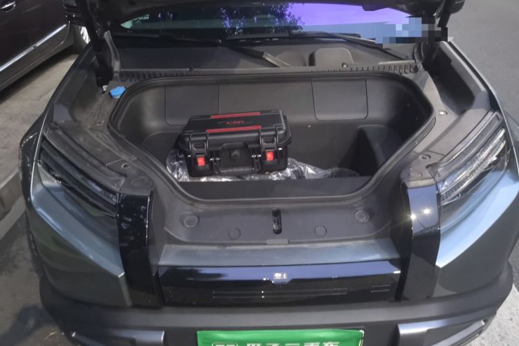 Used Formula Leopard Titanium 3 2025 501KM All-Wheel Drive Intelligent Driving Ultra Version Engine Bay