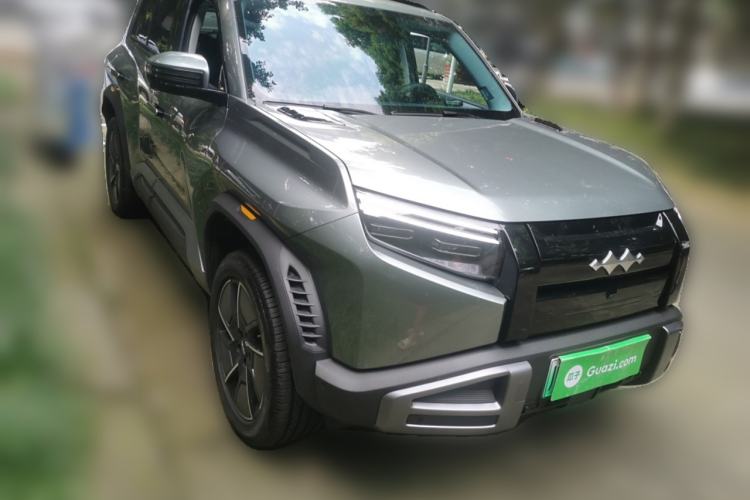 Used Formula Leopard Titanium 3 2025 501KM All-Wheel Drive Intelligent Driving Ultra Version Exterior 2