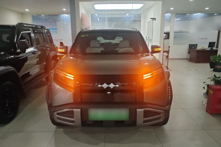 Used Formula Leopard Titanium 3 2025 501KM All-Wheel Drive Intelligent Driving Ultra Version Front