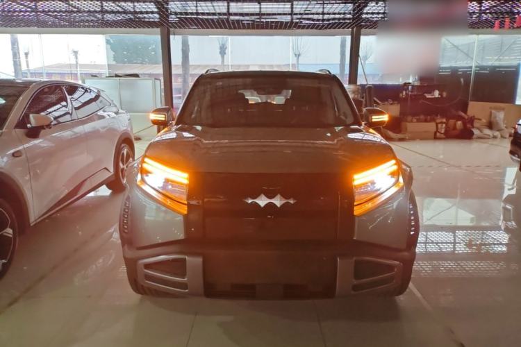 Used Formula Leopard Titanium 3 2025 501KM All-Wheel Drive Intelligent Driving Ultra Version Front